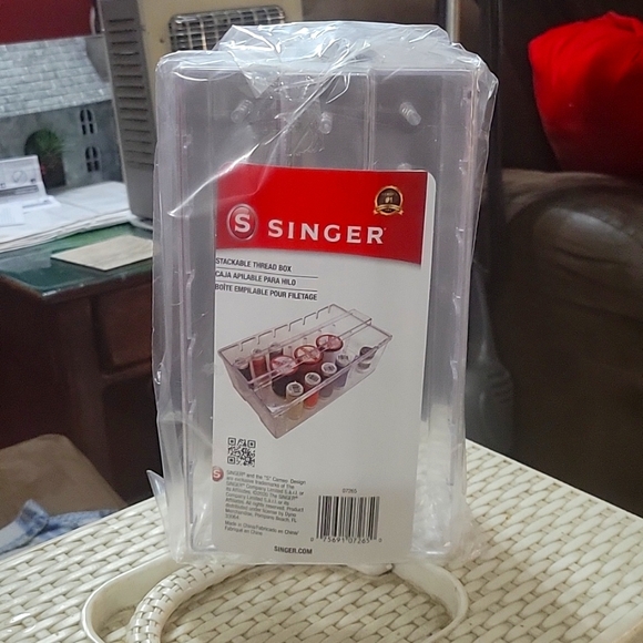 Singer Stackable thread box - Picture 1 of 7
